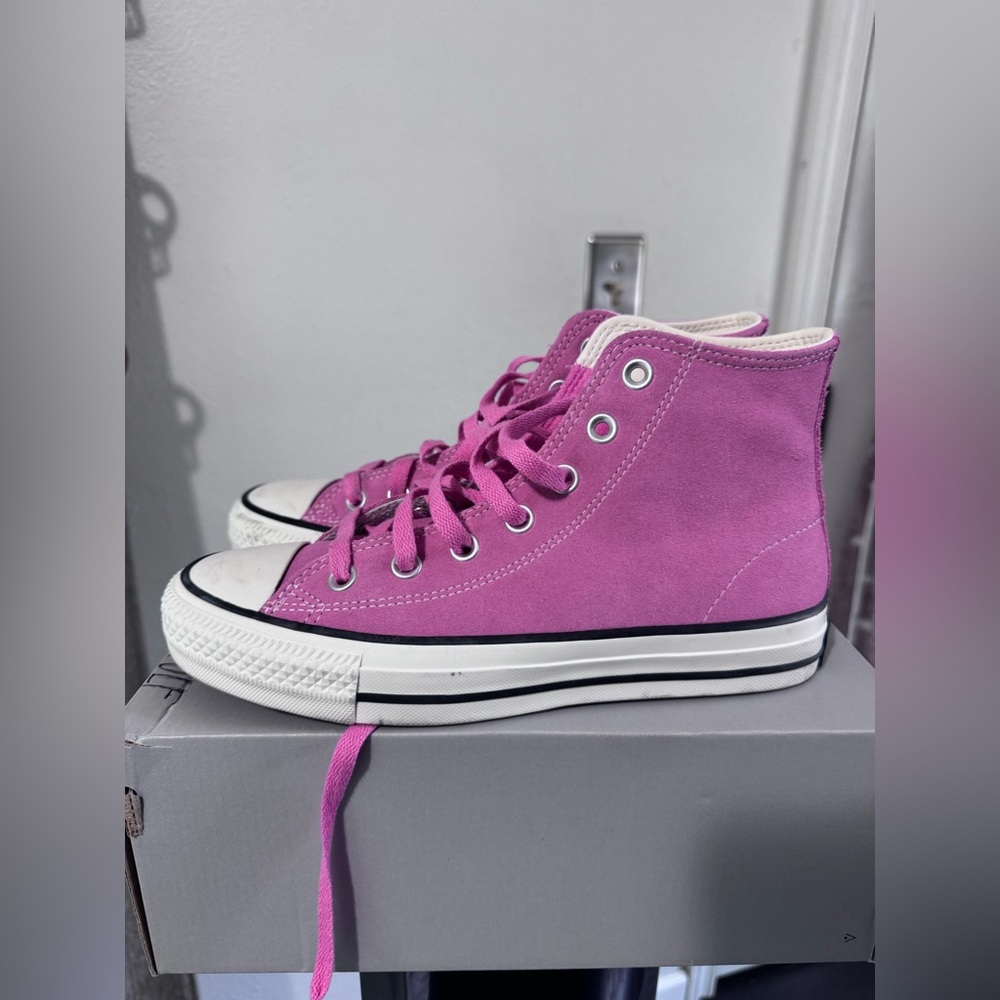 Pink Suede Converse